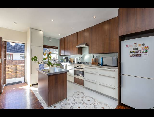 2 BEDROOM APARTMENT FOR SALE IN TAMBOERSKLOOF